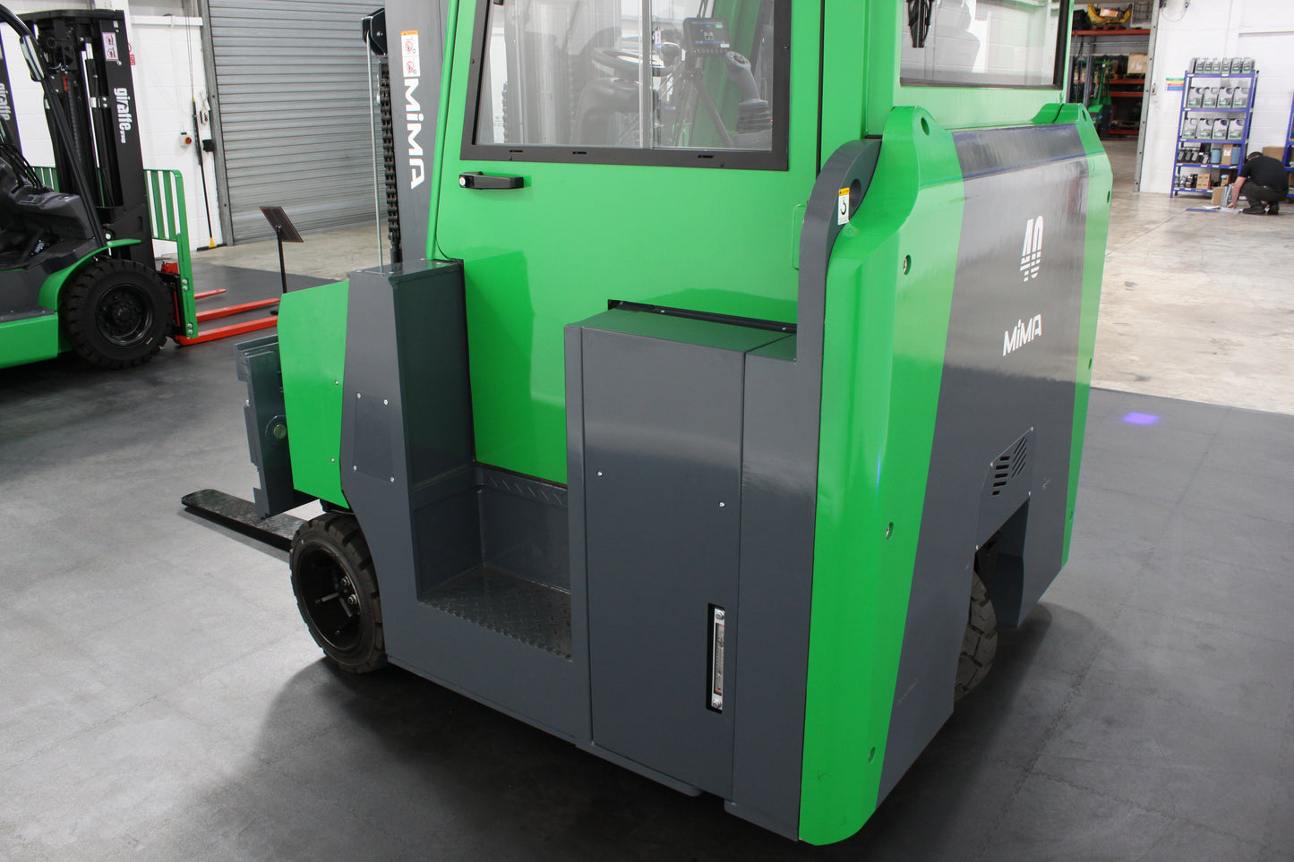 Mima mqk40 multi-directional electric forklift full cab