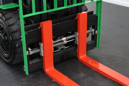 giraffe GBL40 Premium | Full Cab Lithium Electric Counterbalance  | 4-Wheel Forklift