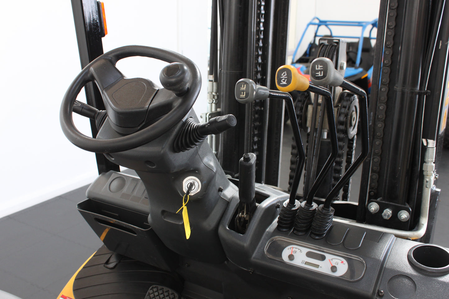 HIFOUNE FD30T – Open Cab