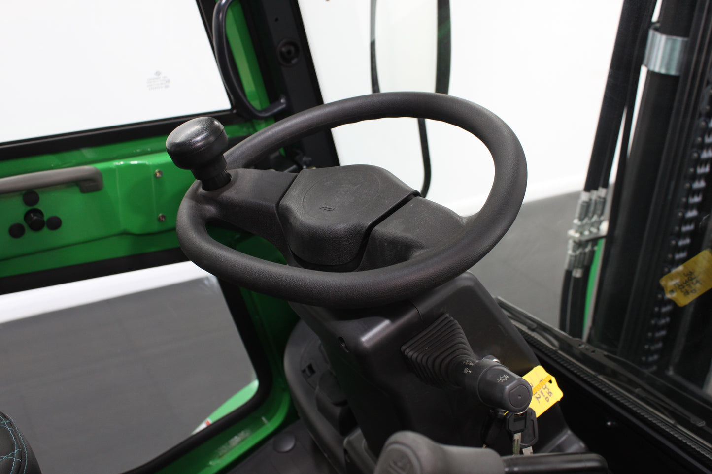 giraffe CPCD35-4WD - Full cab - Rough terrain forklift