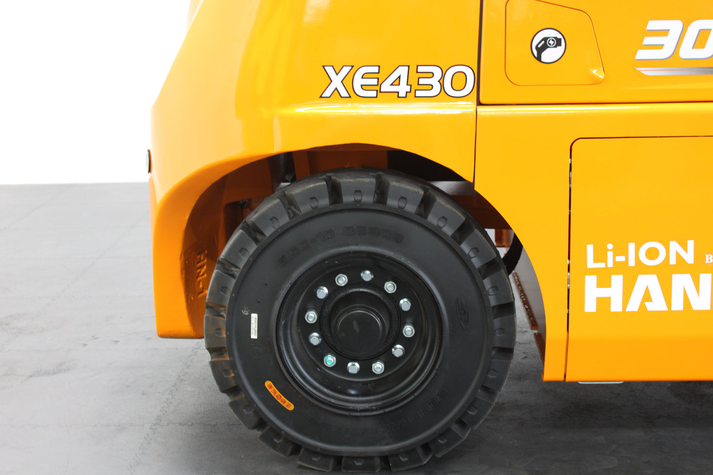 Hangcha XE430T 3.0T | Full Cab Lithium Counterbalance | 4-Wheel Forklift