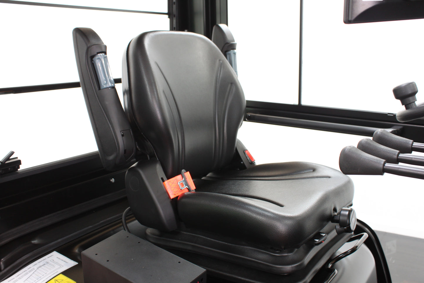 Hangcha XE430T 3.0T | Full Cab Lithium Counterbalance | 4-Wheel Forklift