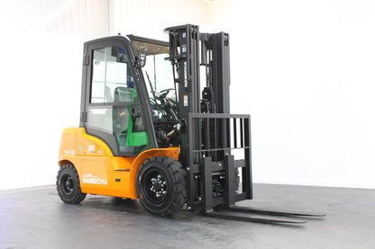 Hangcha XE430T 3.0T | Full Cab Lithium Counterbalance | 4-Wheel Forklift