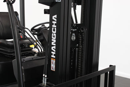 Hangcha XC320 2.0T | Half Cab Lithium Counterbalance | 3-Wheel Forklift