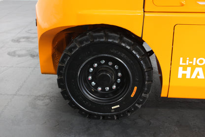 Hangcha XE435T 3.5T | Full Cab Lithium Counterbalance | 4-Wheel Forklift