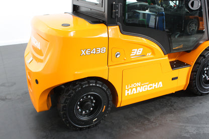 Hangcha XE438 3.8T | Full Cab Lithium Counterbalance | 4-Wheel Forklift