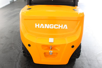 Hangcha XE438 3.8T Long Range | Full Cab Lithium Counterbalance | 4-Wheel Forklift