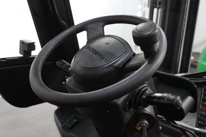 Hangcha XE438 3.8T Long Range | Full Cab Lithium Counterbalance | 4-Wheel Forklift