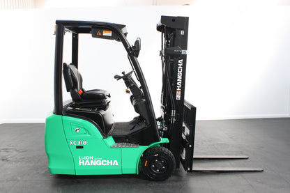 Hangcha XC318 1.8T | Half Cab Lithium Counterbalance | 3-Wheel Forklift