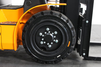 Hangcha XE435T 3.5T | Semi Cab Lithium Counterbalance | 4-Wheel Forklift