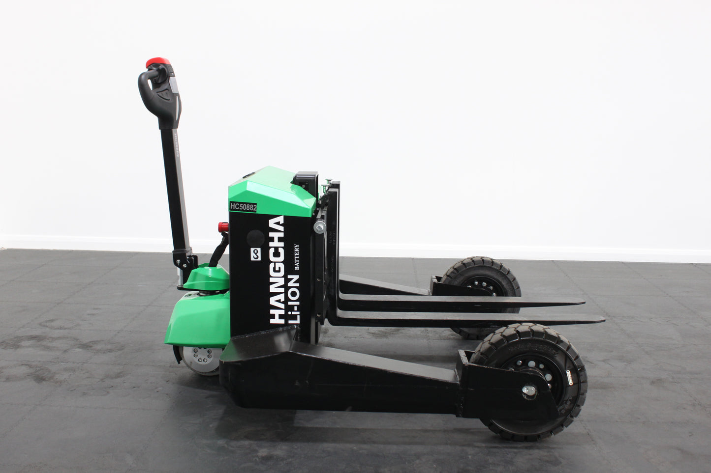 Giraffe RTP15 Rough Terrain Electric Pallet Truck