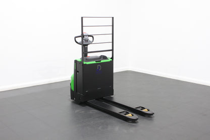 CESAB P220 – Pedestrian Powered Pallet Truck