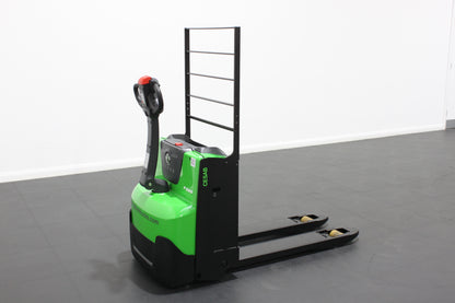 CESAB P220 – Pedestrian Powered Pallet Truck