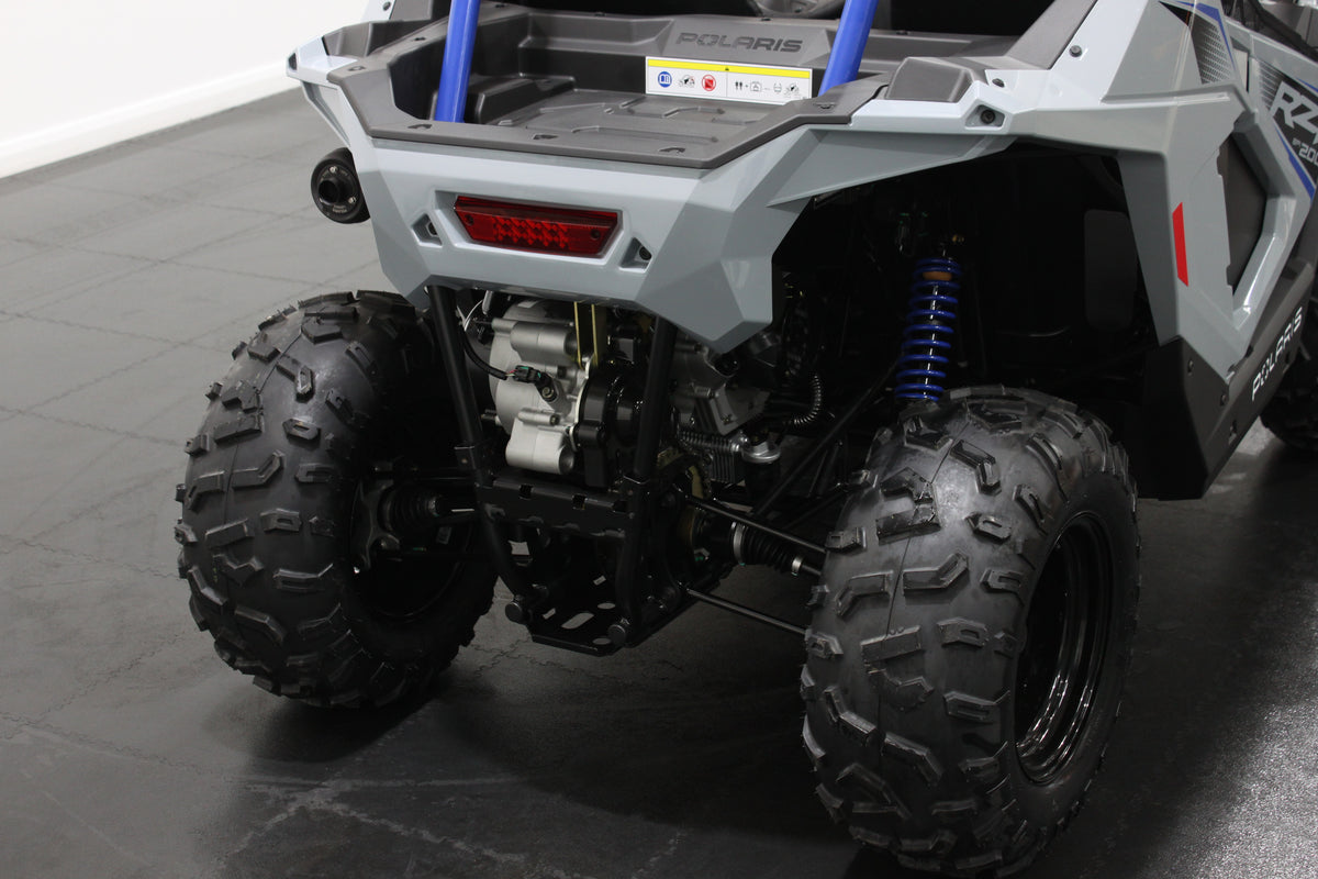 Youth Polaris rzr 200 grey