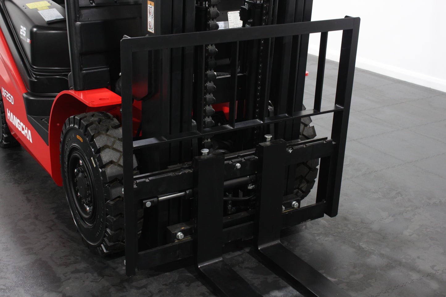 Hangcha XF2-35D 3.5T | Half Cab Diesel Counterbalance | 4-Wheel Forklift