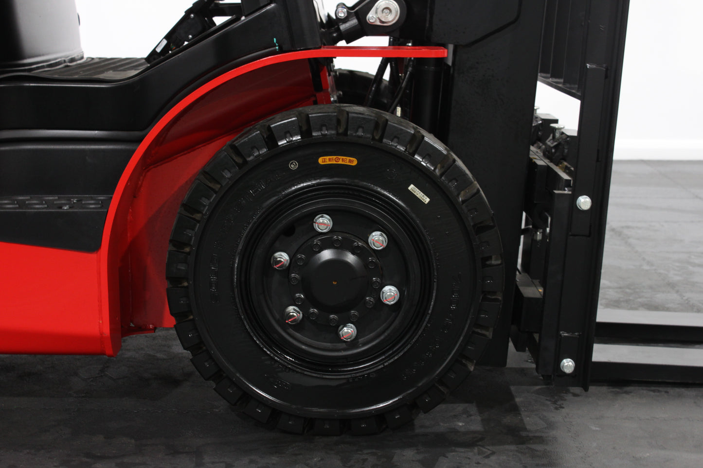 Hangcha XF2-35D 3.5T | Half Cab Diesel Counterbalance | 4-Wheel Forklift
