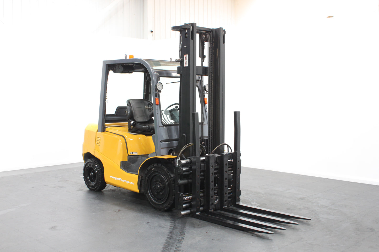 TEU FD25 3.0 Tonne Diesel Counterbalance Forklift