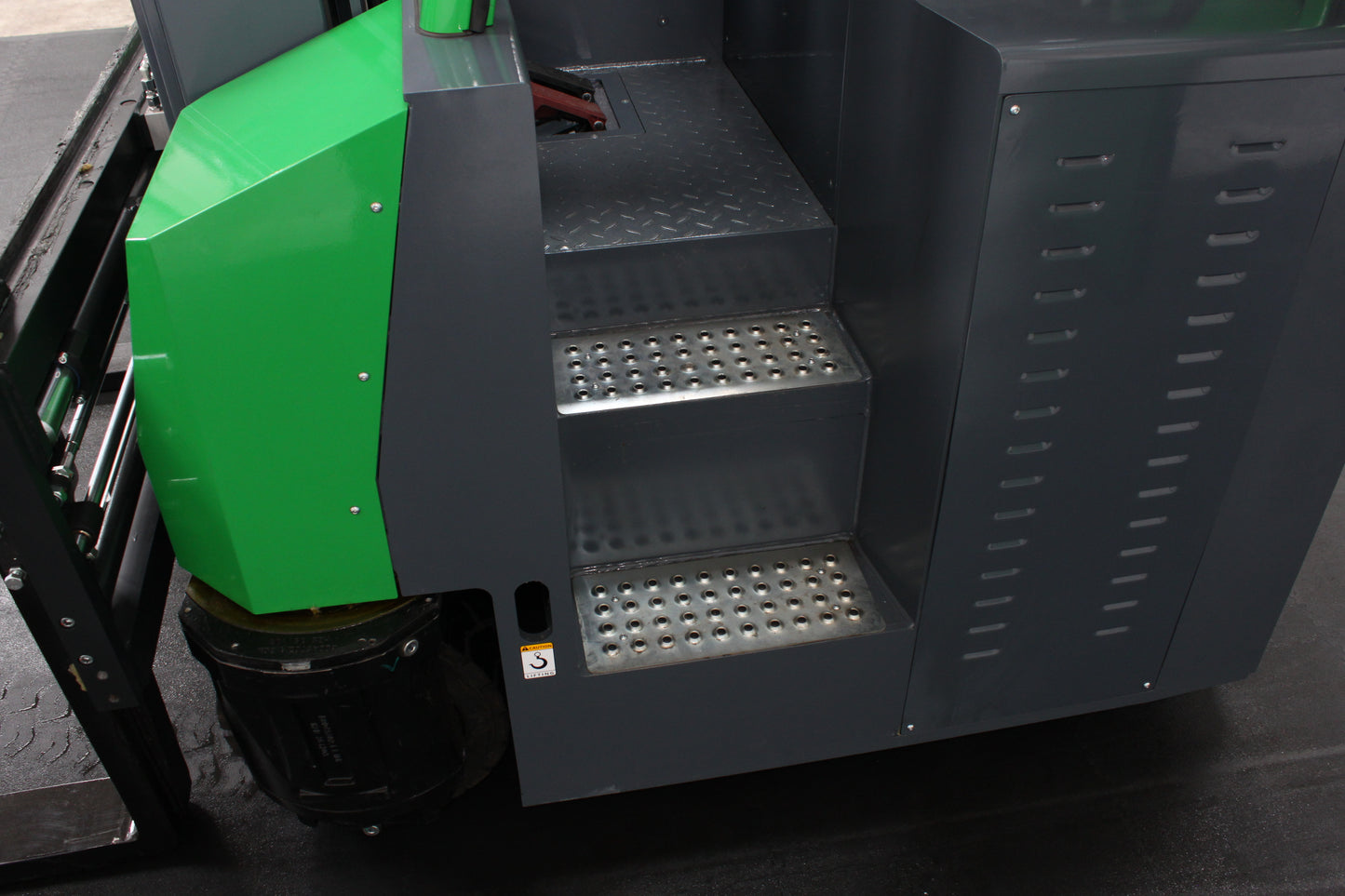 Mima mqk30 - Multidirectional counterbalance forklift
