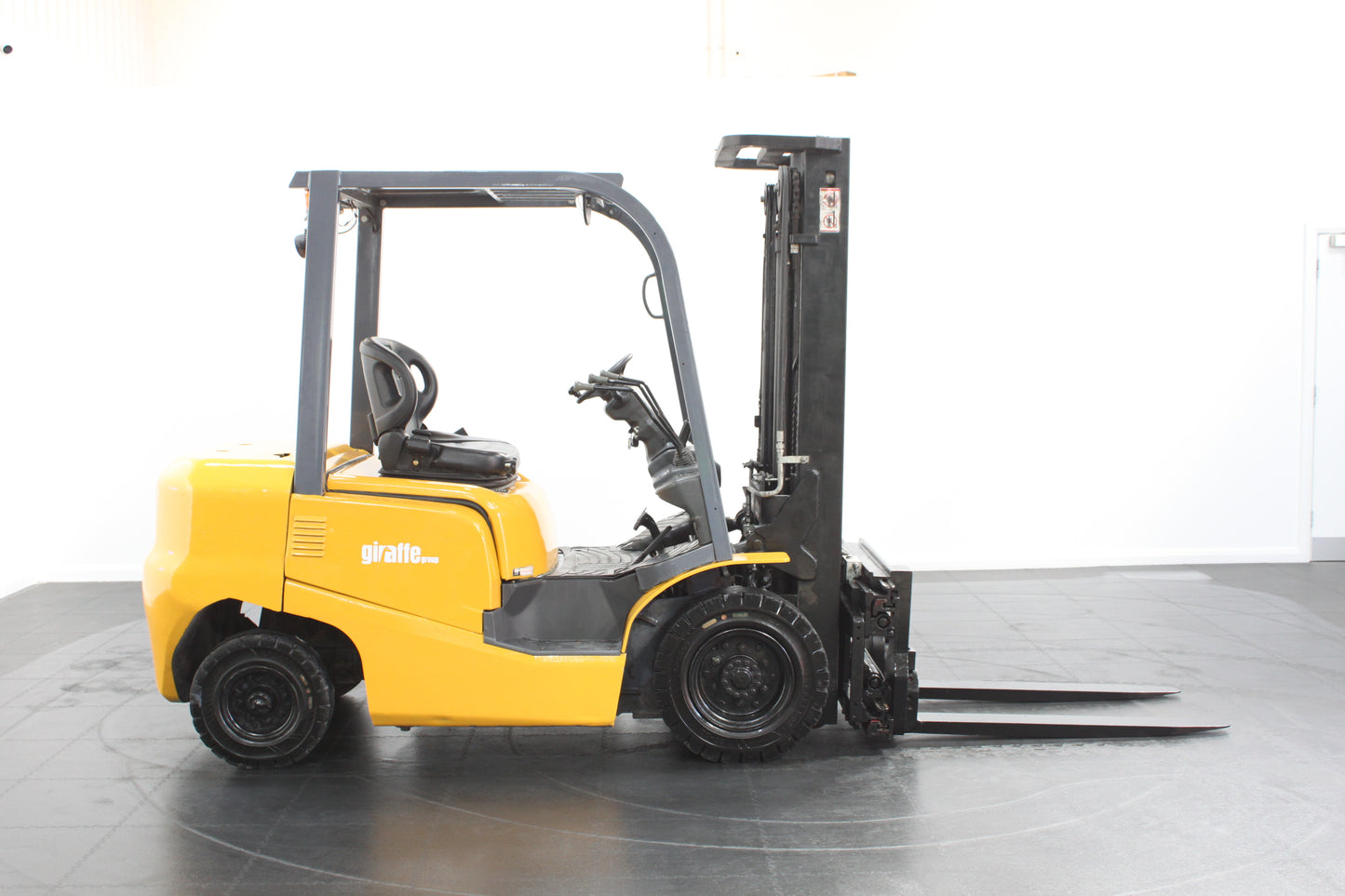 TEU FD25 2.5 Tonne Diesel Counterbalance Forklift