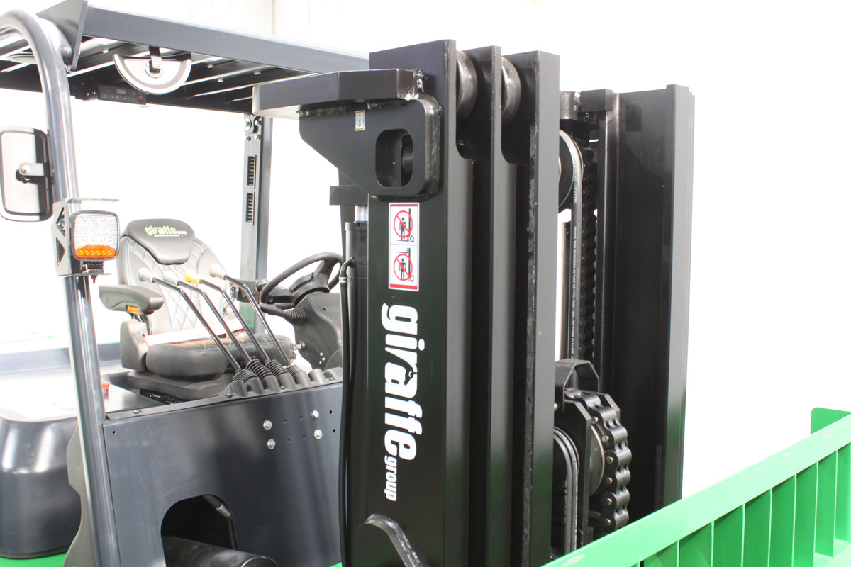 giraffe GBL60 | Open Cab Lithium Electric Counterbalance  | 4-Wheel Forklift