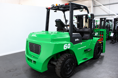 giraffe GBL60 | Open Cab Lithium Electric Counterbalance  | 4-Wheel Forklift