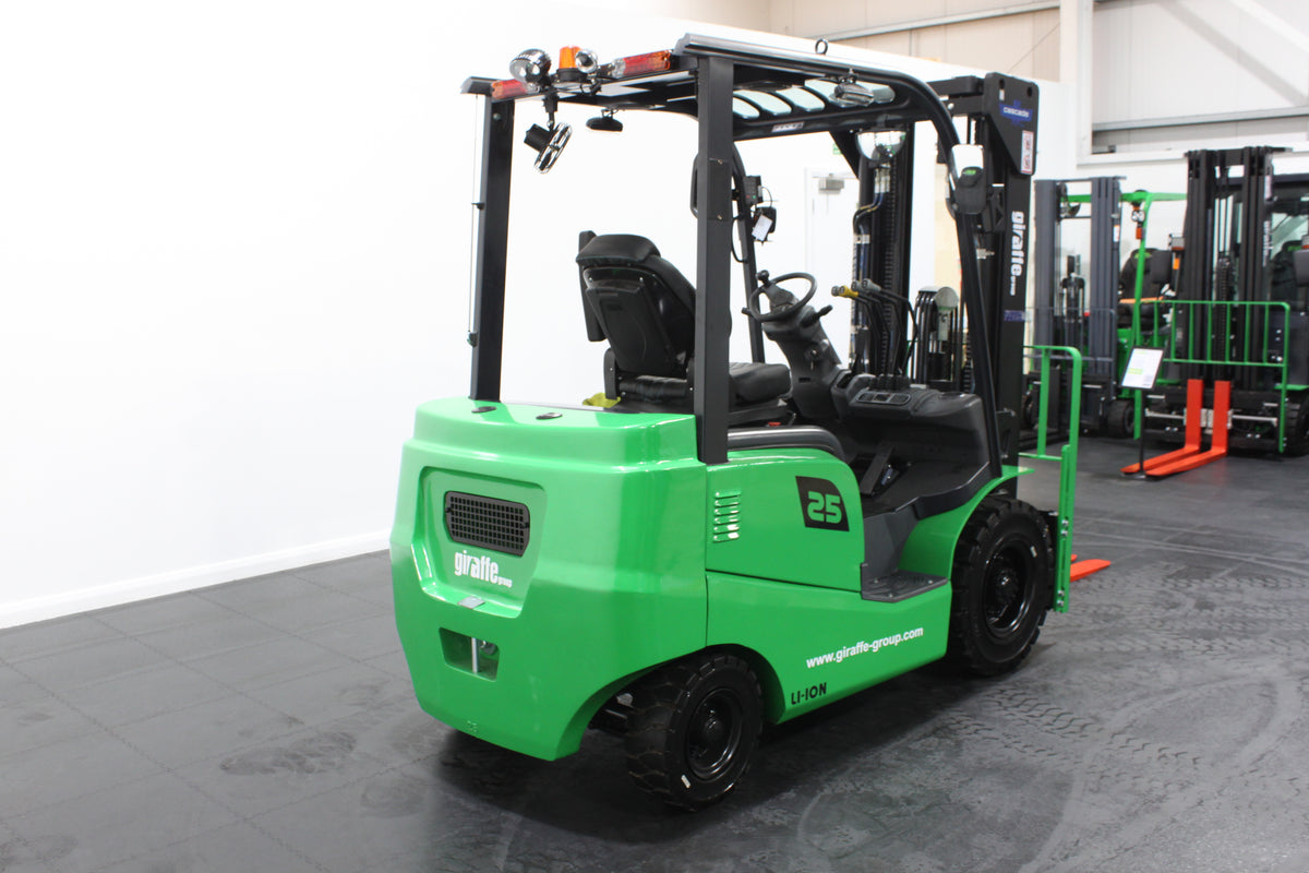 giraffe GBL25 2.5T Lithium Electric 4-Wheel Forklift | Fast Charging, Zero Emissions