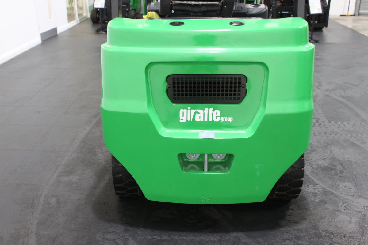 giraffe GBL25 2.5T Lithium Electric 4-Wheel Forklift | Fast Charging, Zero Emissions