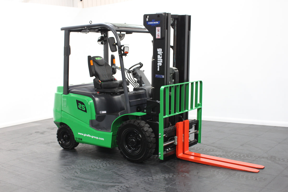 giraffe GBL25 2.5T Lithium Electric 4-Wheel Forklift | Fast Charging, Zero Emissions