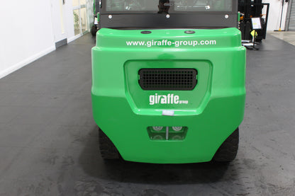 giraffe GBL25 Premium | Full Cab Lithium Electric Counterbalance | 4-Wheel Forklift