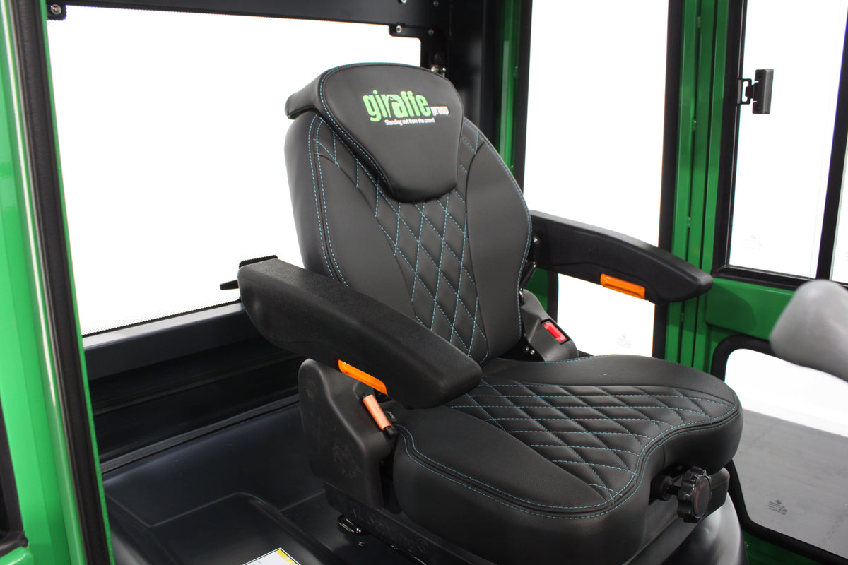 giraffe GBL25 Premium | Full Cab Lithium Electric Counterbalance | 4-Wheel Forklift