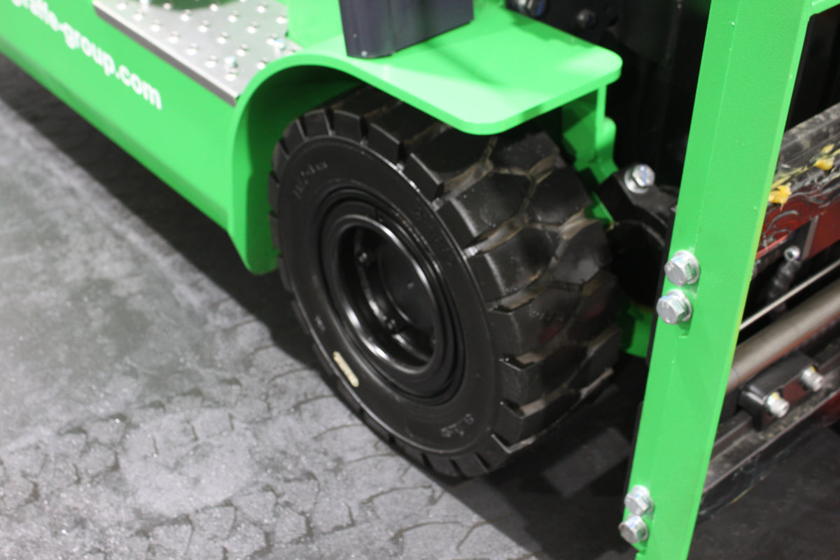 giraffe GBL20 2T Lithium Electric 3-Wheel Forklift | Fast Charging, Zero Emissions