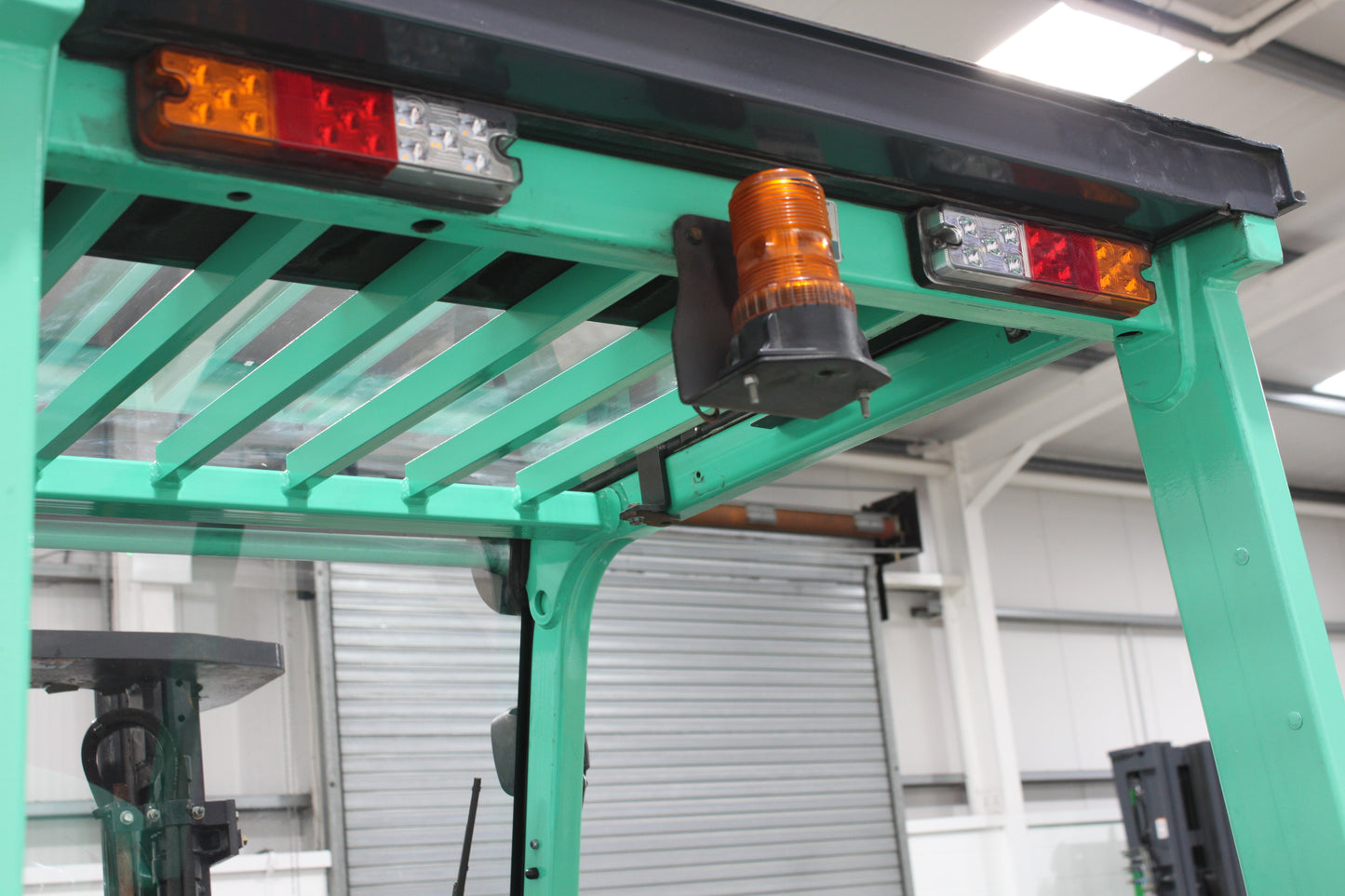 MITSUBISHI FD20N - Open Cab