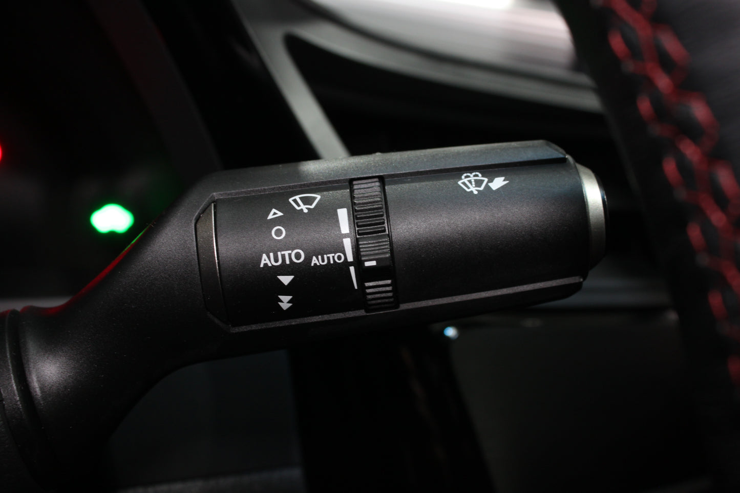 Lexus ES 300h 2.5 F-Sport 4dr CVT