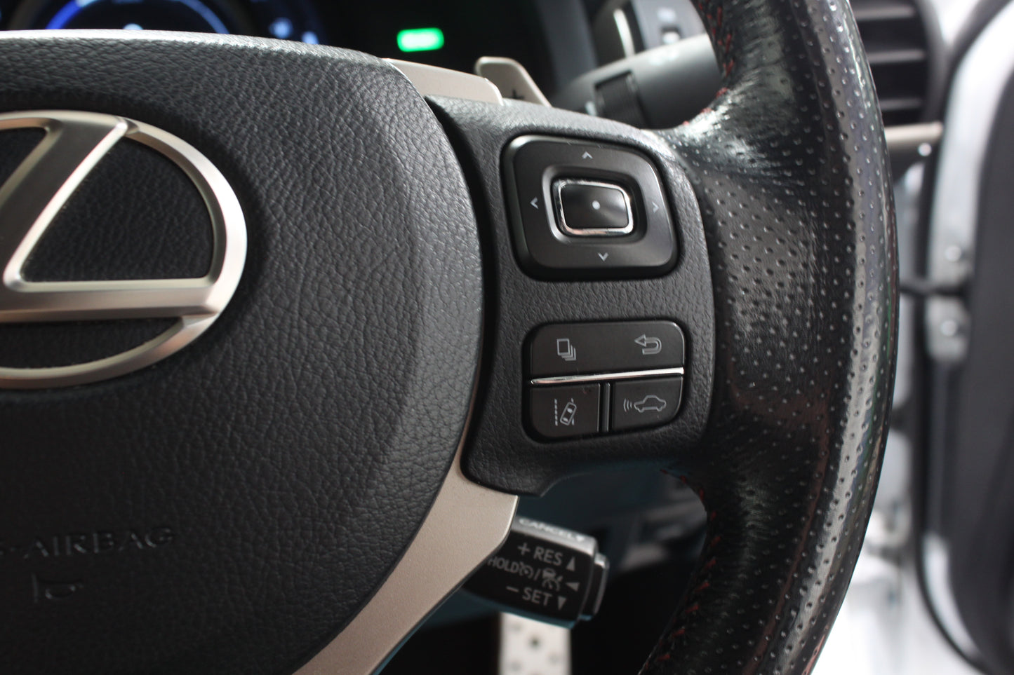 Lexus IS 300h F-Sport 4dr CVT Auto