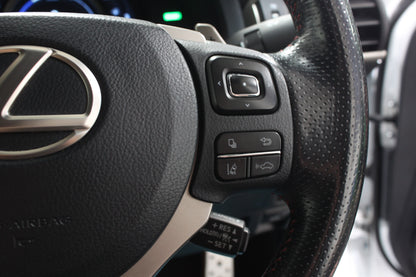 Lexus IS 300h F-Sport 4dr CVT Auto