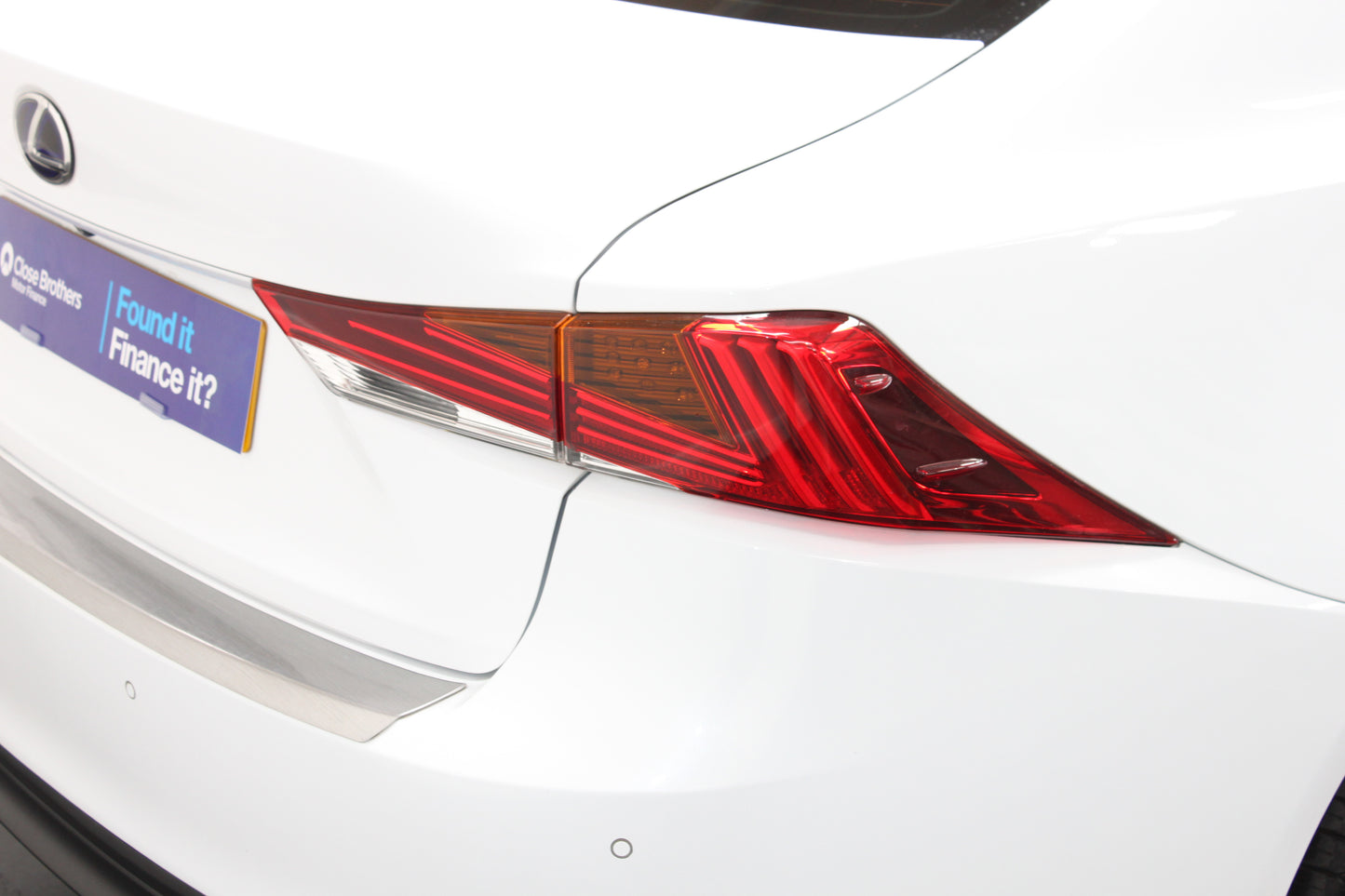 Lexus IS 300h F-Sport 4dr CVT Auto