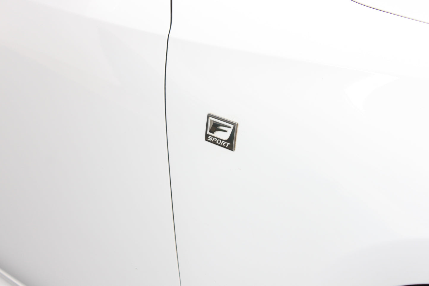 Lexus IS 300h F-Sport 4dr CVT Auto