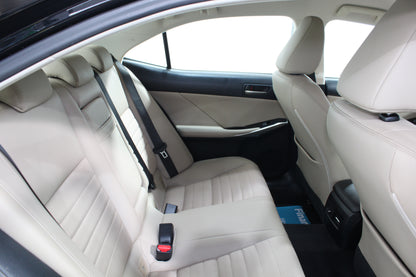 Lexus IS-Series 300h Executive Edition 4dr CVT Auto