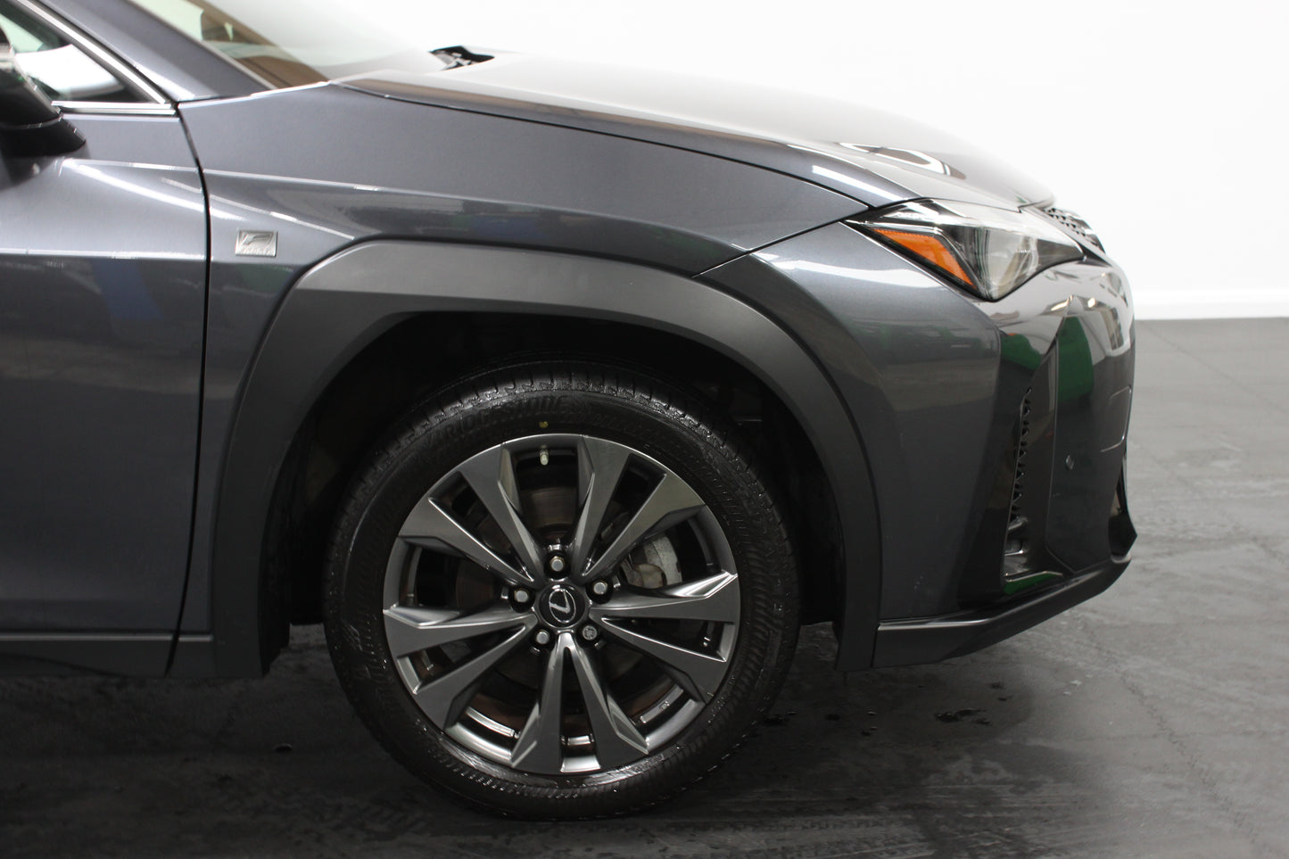 Lexus UX 250h 2.0 F-Sport Design 5dr CVT