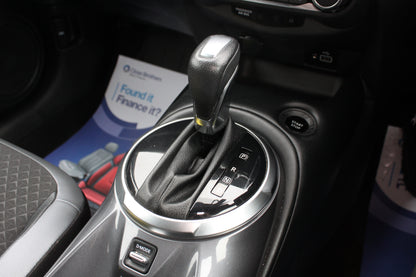 Nissan Juke 1.6 Hybrid N-Connecta 5dr Auto