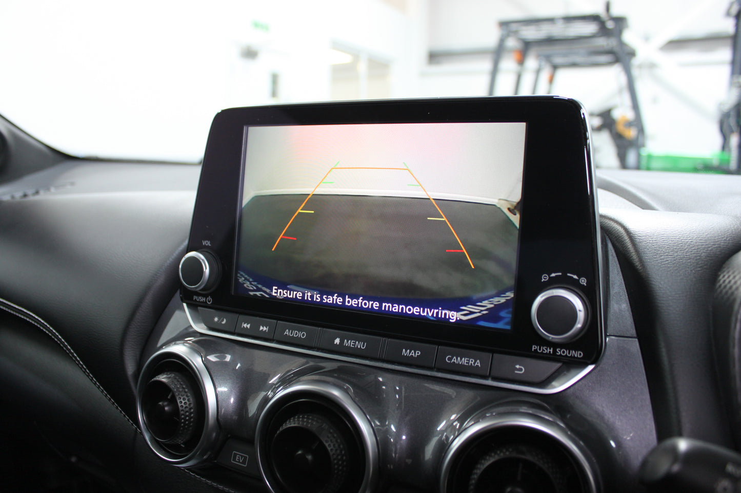 Nissan Juke 1.6 Hybrid N-Connecta 5dr Auto