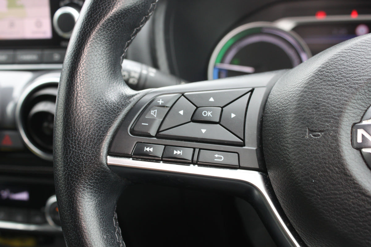 Nissan Juke 1.6 Hybrid N-Connecta 5dr Auto