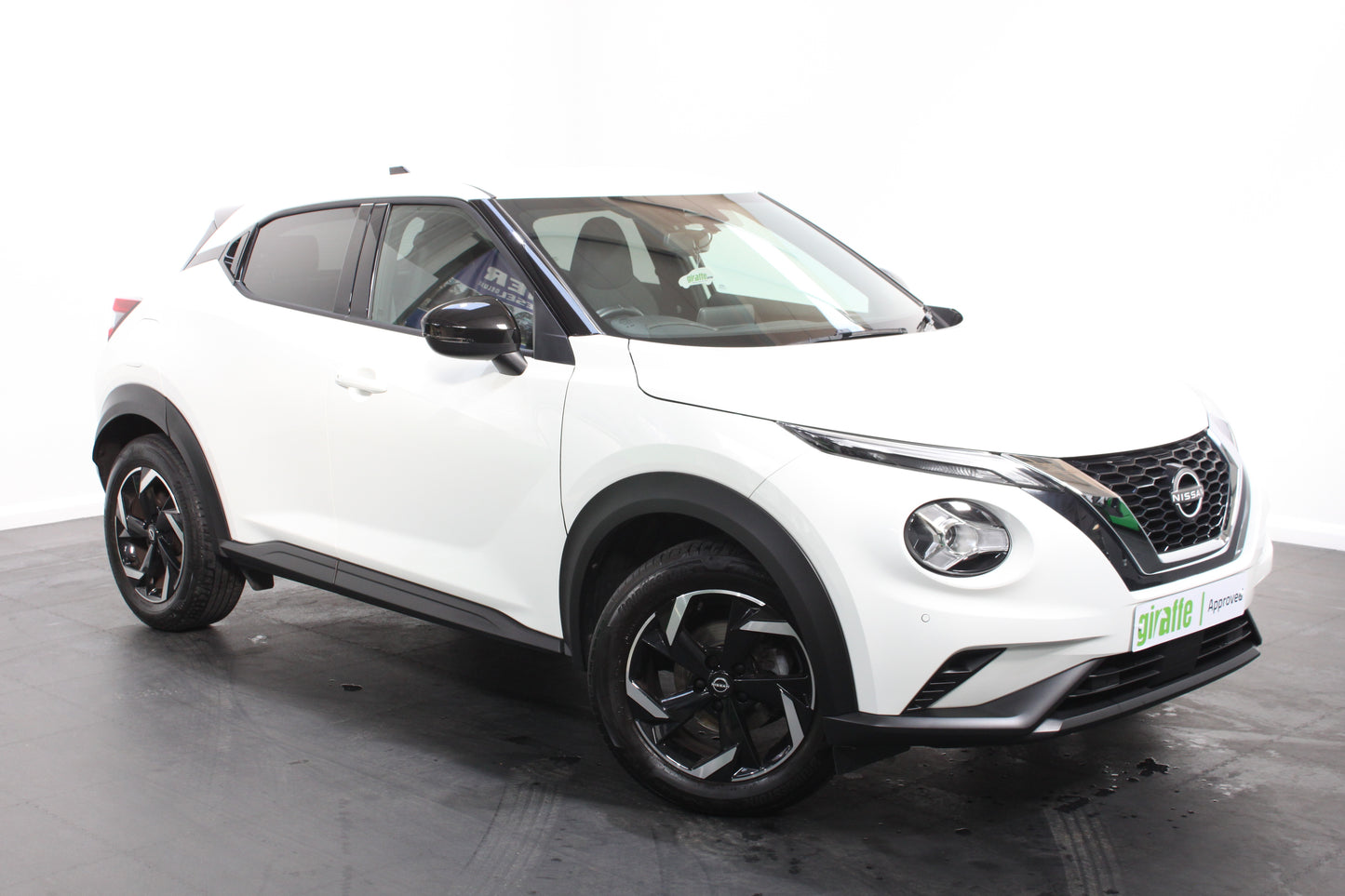 Nissan Juke 1.0 DiG-T 114 N-Connecta 5dr DCT