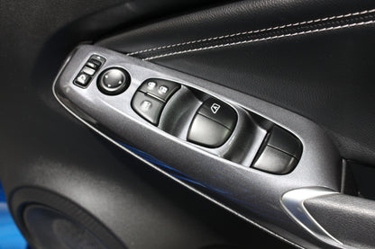 Nissan Juke 1.6 Hybrid N-Connecta 5dr Auto