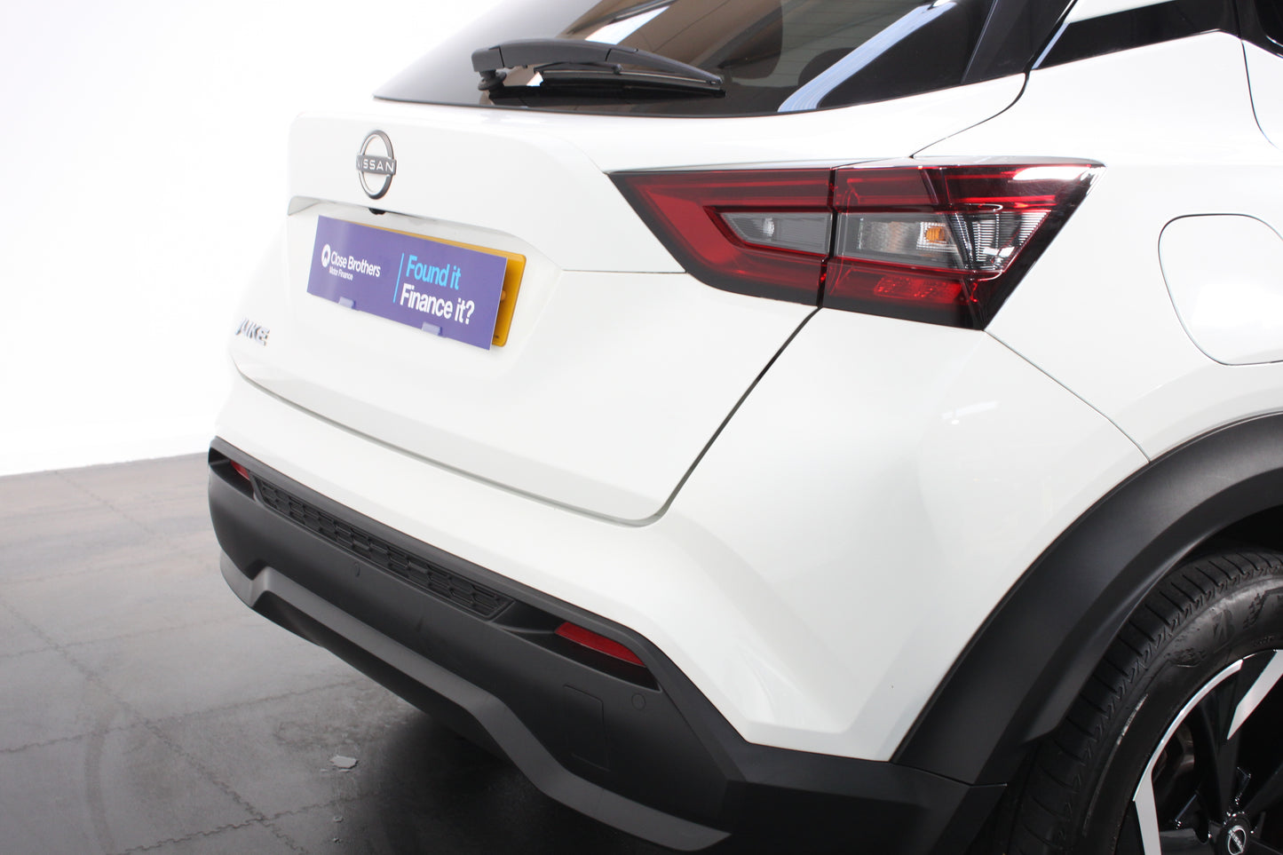 Nissan Juke 1.0 DiG-T 114 N-Connecta 5dr DCT
