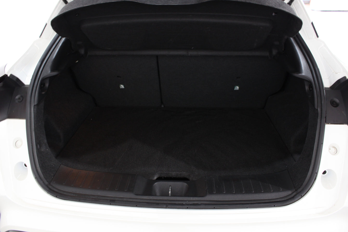 Nissan Juke 1.0 DiG-T 114 N-Connecta 5dr