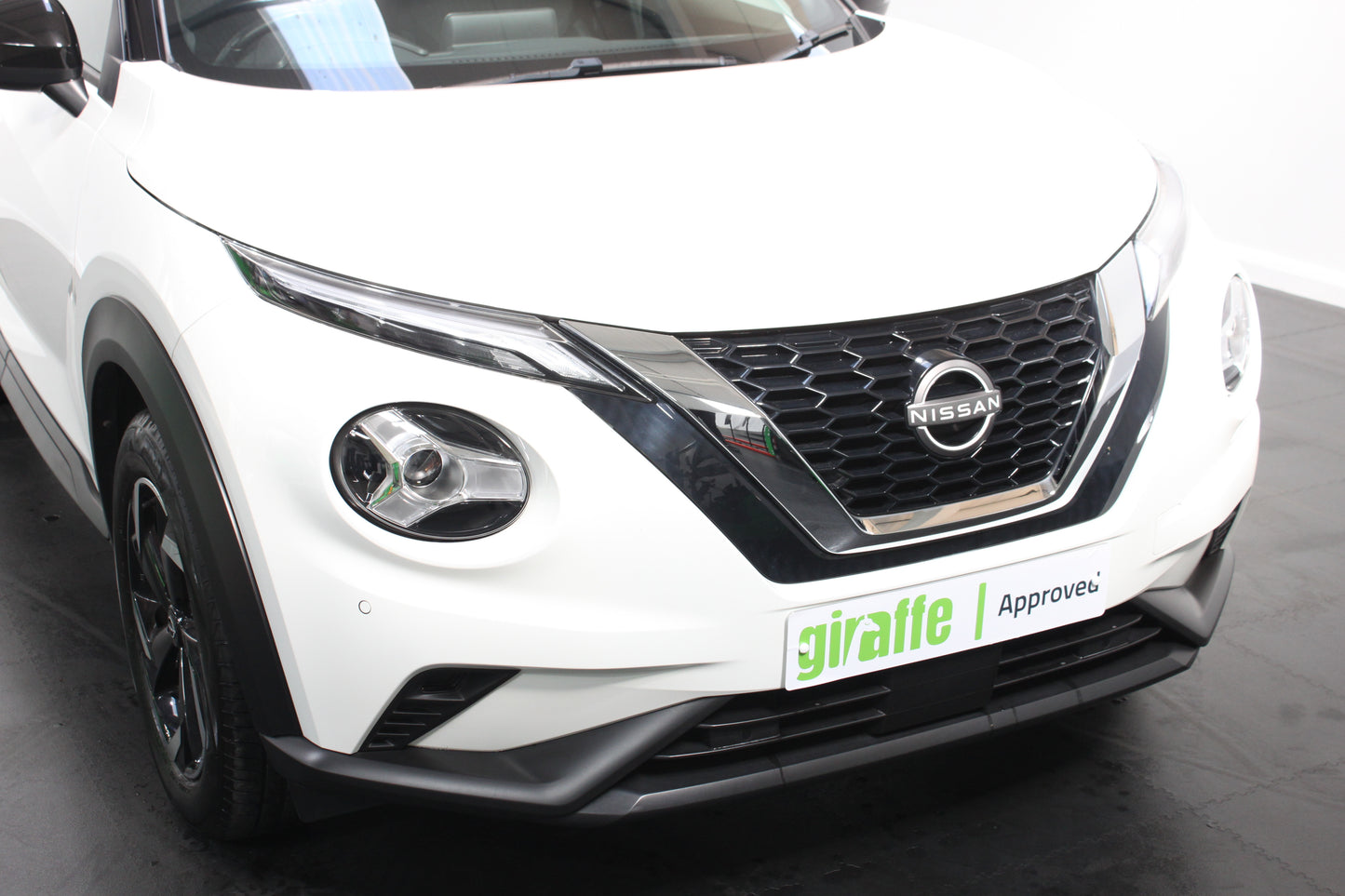 Nissan Juke 1.0 DiG-T 114 N-Connecta 5dr DCT