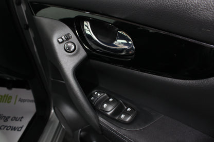 Nissan Qashqai 1.3 DiG-T Acenta Premium 5dr