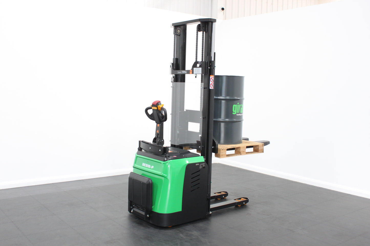 giraffe GES16P-30  Stand-on Powered Stacker – 1,600kg Capacity | Lithium-Ion Electric