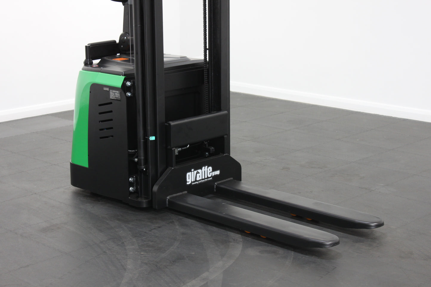 giraffe GES16P-30  Stand-on Powered Stacker – 1,600kg Capacity | Lithium-Ion Electric